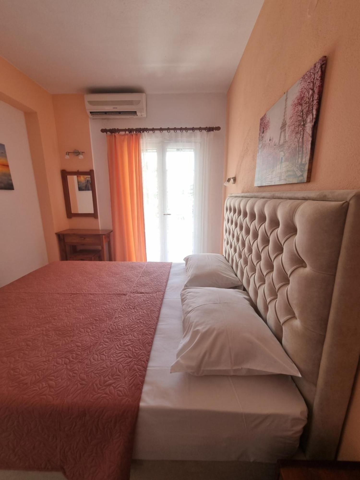 Sun Ray 6 Apartment *